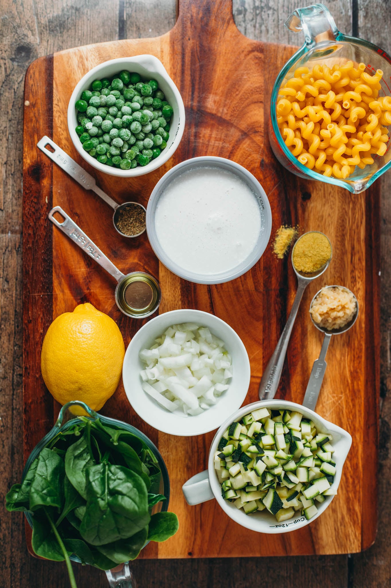 Green Goddess Pasta Sauce with Spinach- Liv B
