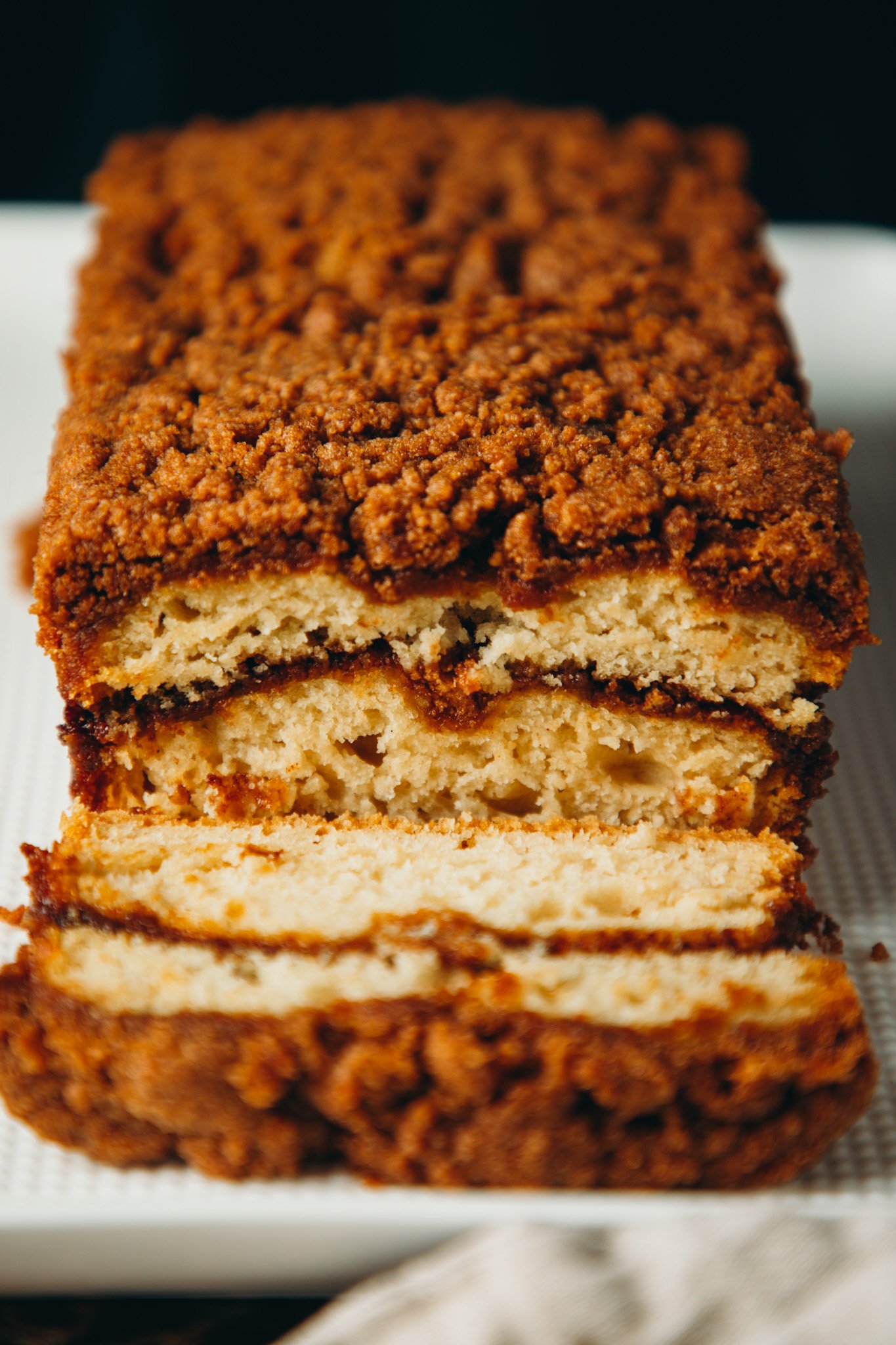 Vegan Cinnamon Loaf Cake with Streusel - Liv B.