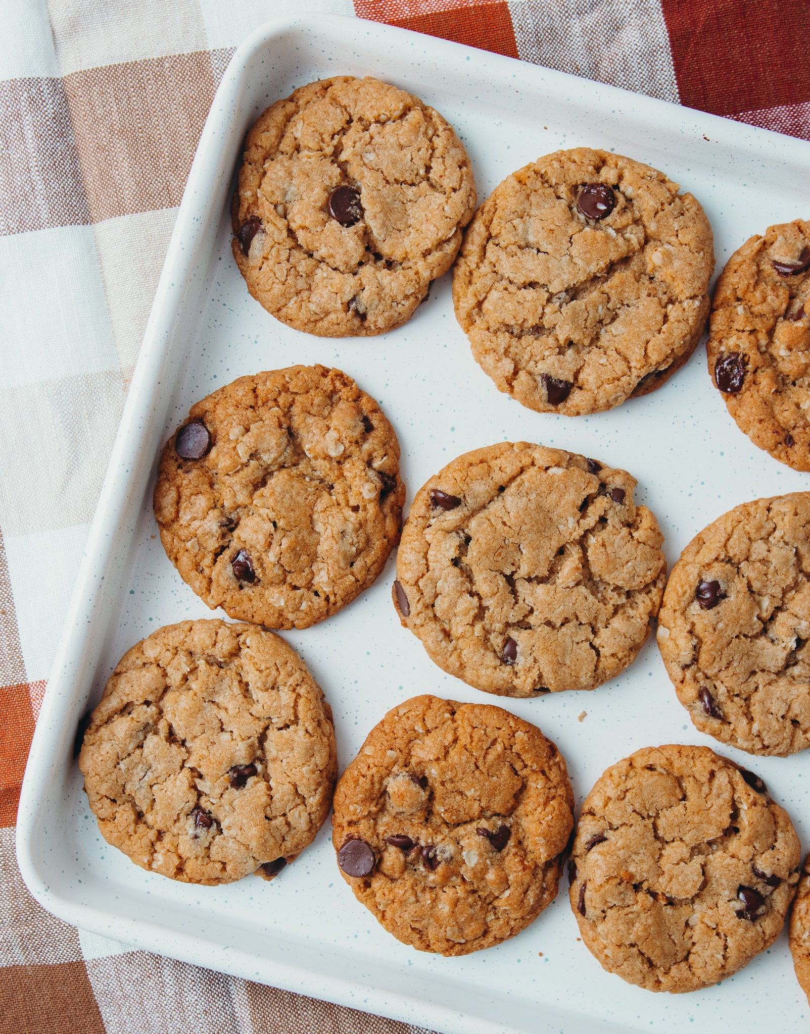 Almond Butter Oatmeal Cookies with Dark Chocolate Chips - Liv B.
