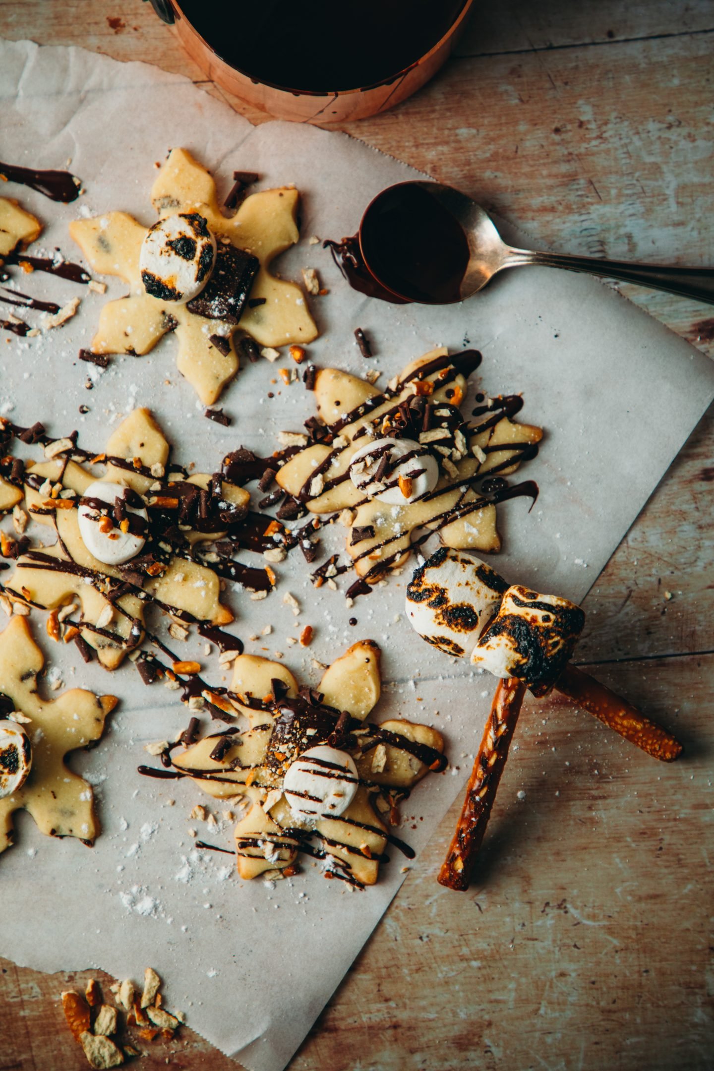 Snowflake shortbread