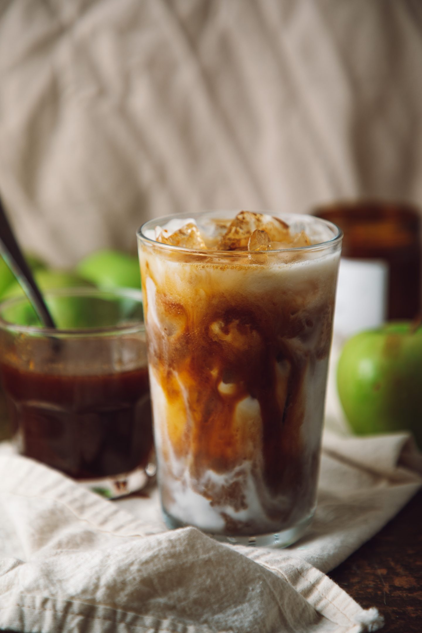 Apple Crisp Cold Brew Latte - Kalejunkie