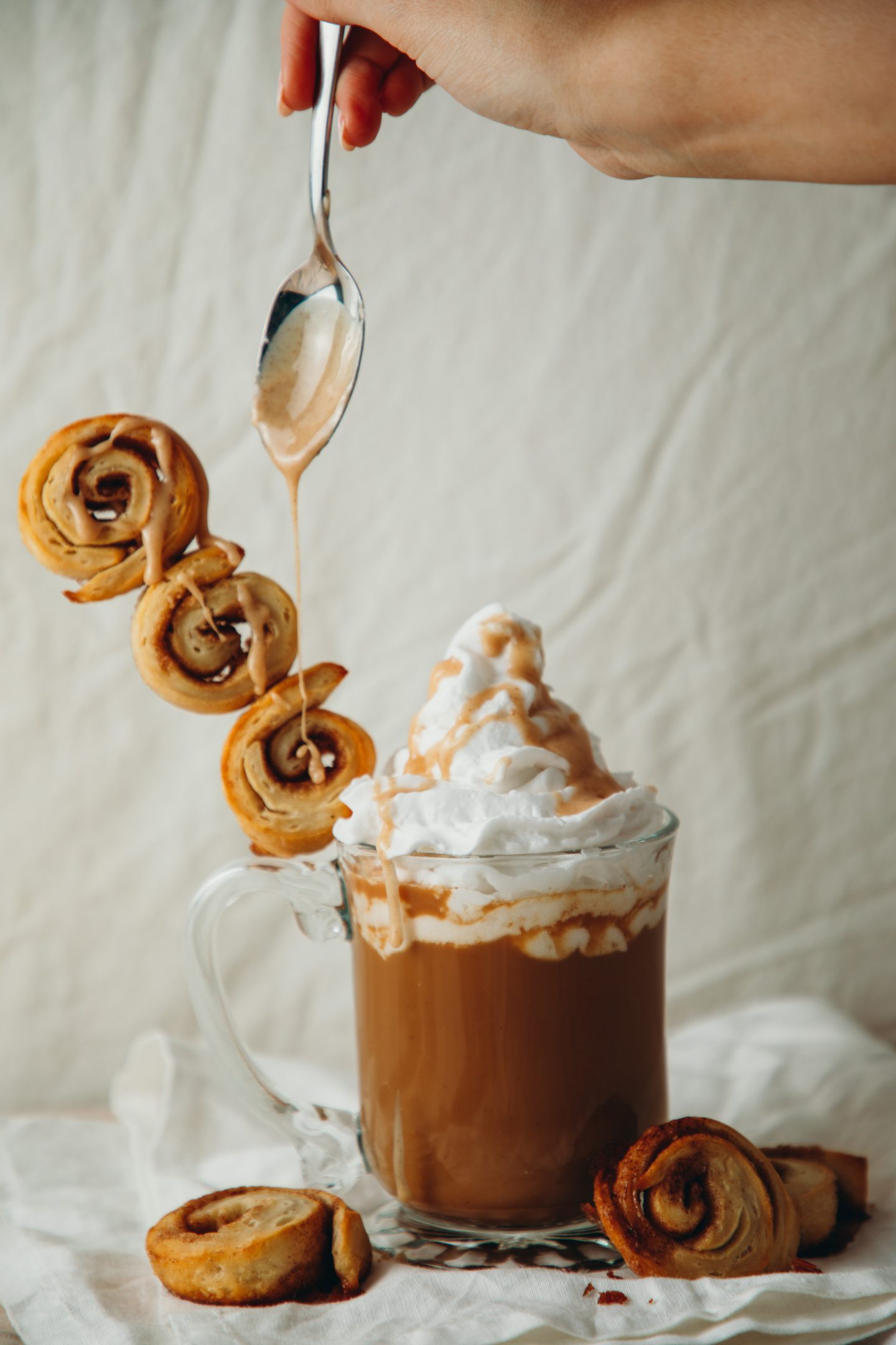Cinnamon roll – caffè latte