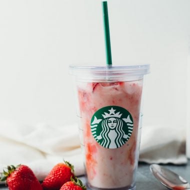 berries & cream pink drink